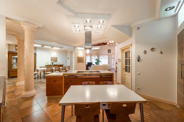 Fully furnished property